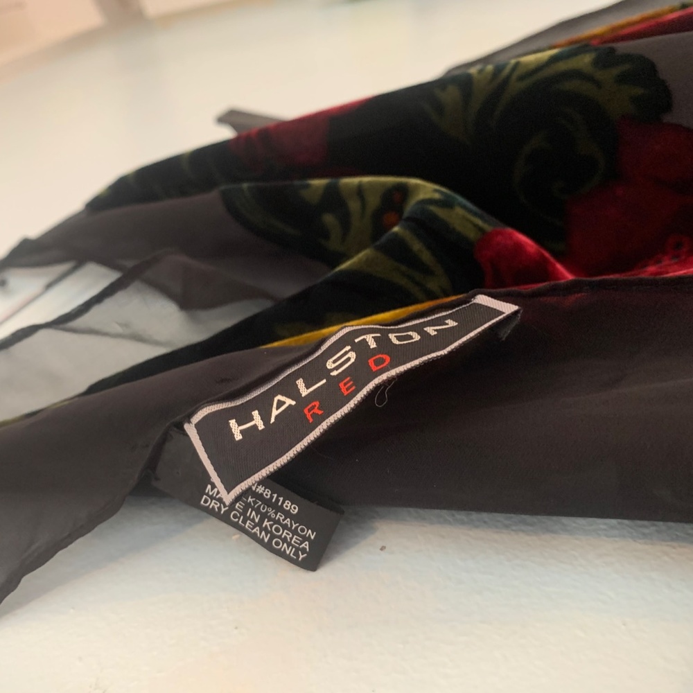 HALSTON vintage floral shawl / wrap / scarf - Picture 2 of 7